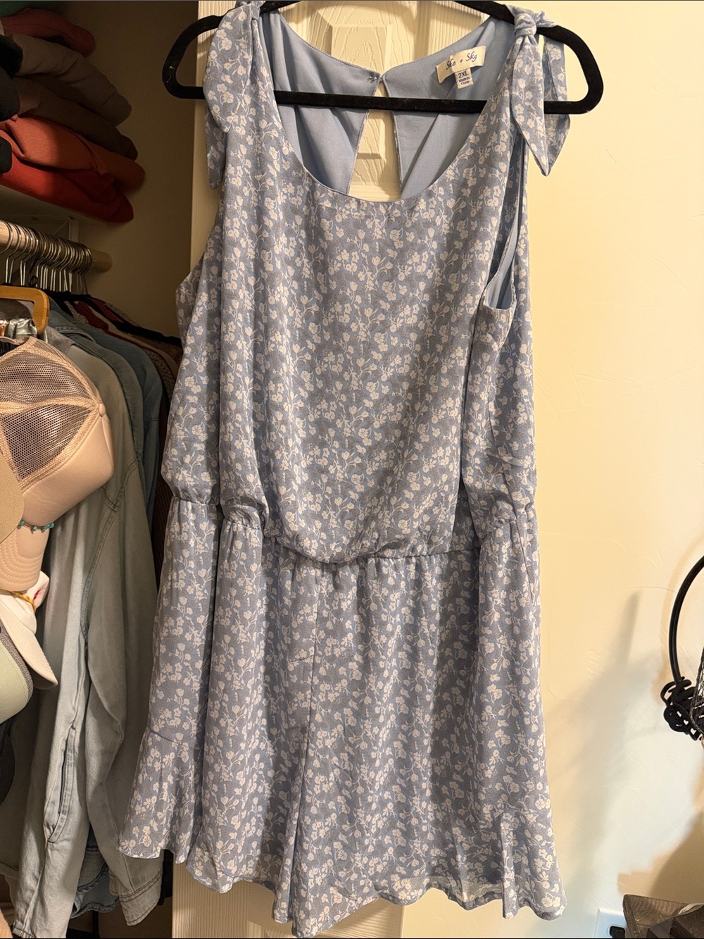 She + Sky Light Blue Floral Tie-Shoulder Casual Dress